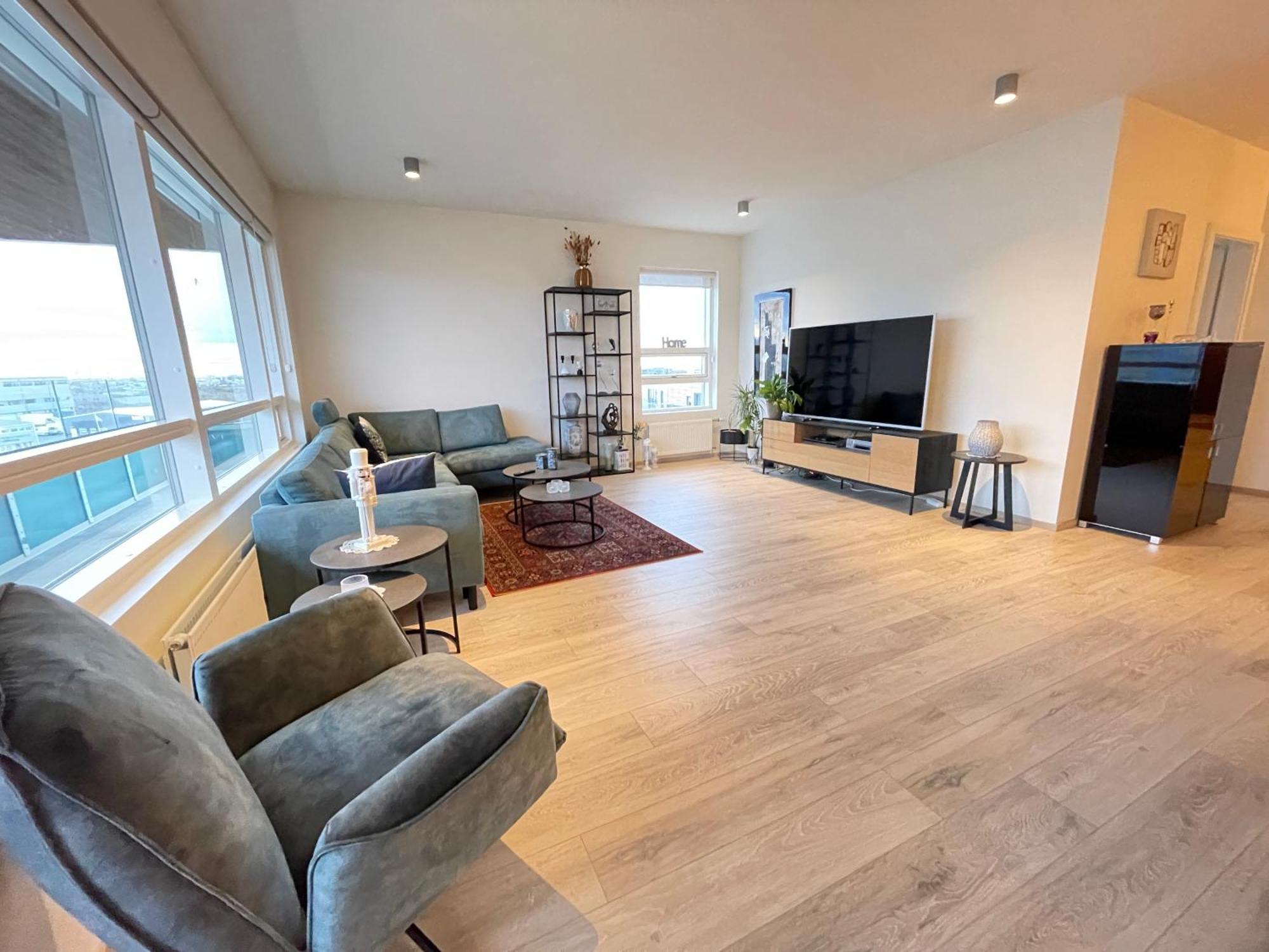 רייקיאוויק Modern And Spacious 3 Bedroom Apartment In Kopavogur מראה חיצוני תמונה