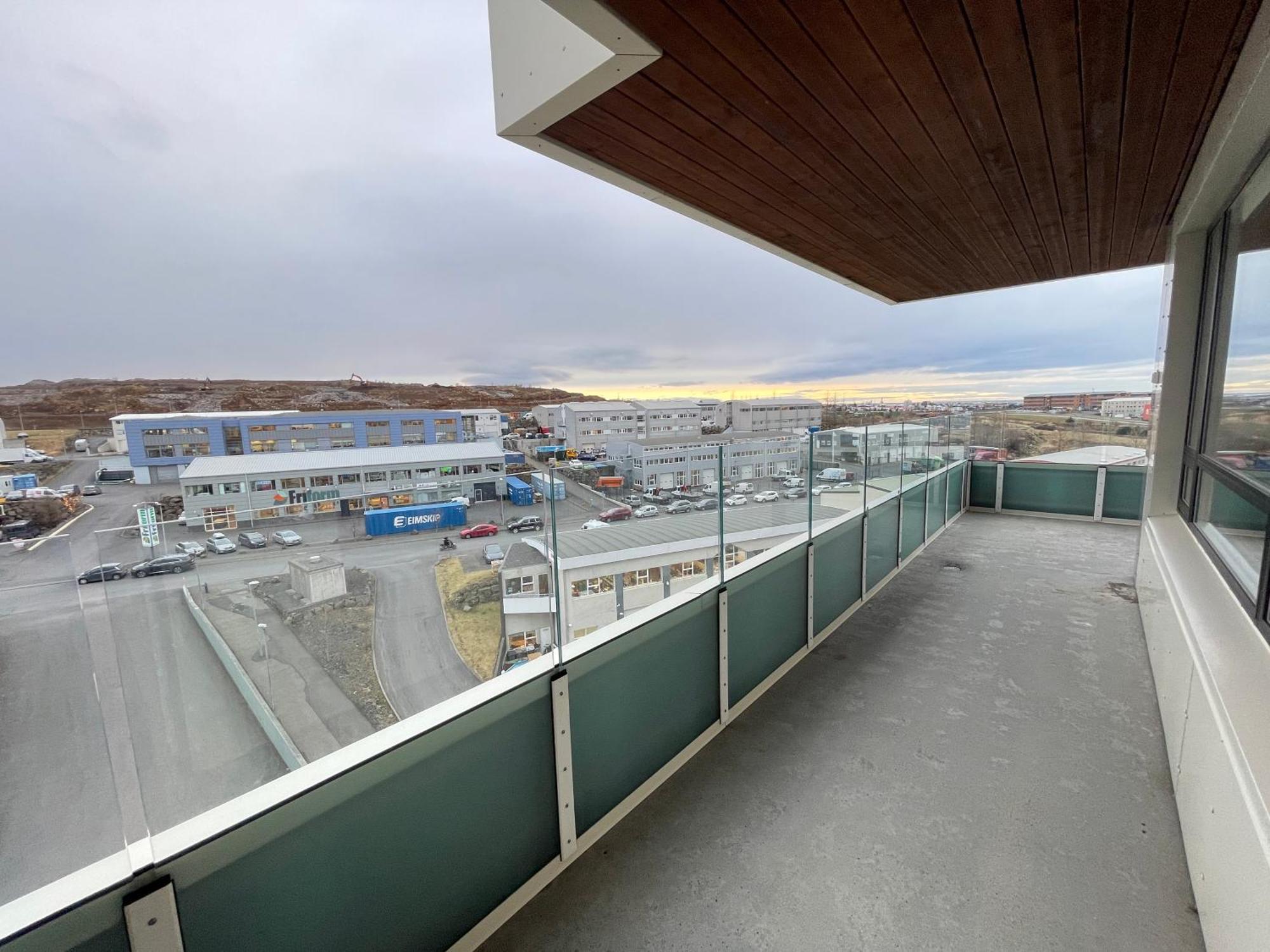 רייקיאוויק Modern And Spacious 3 Bedroom Apartment In Kopavogur מראה חיצוני תמונה